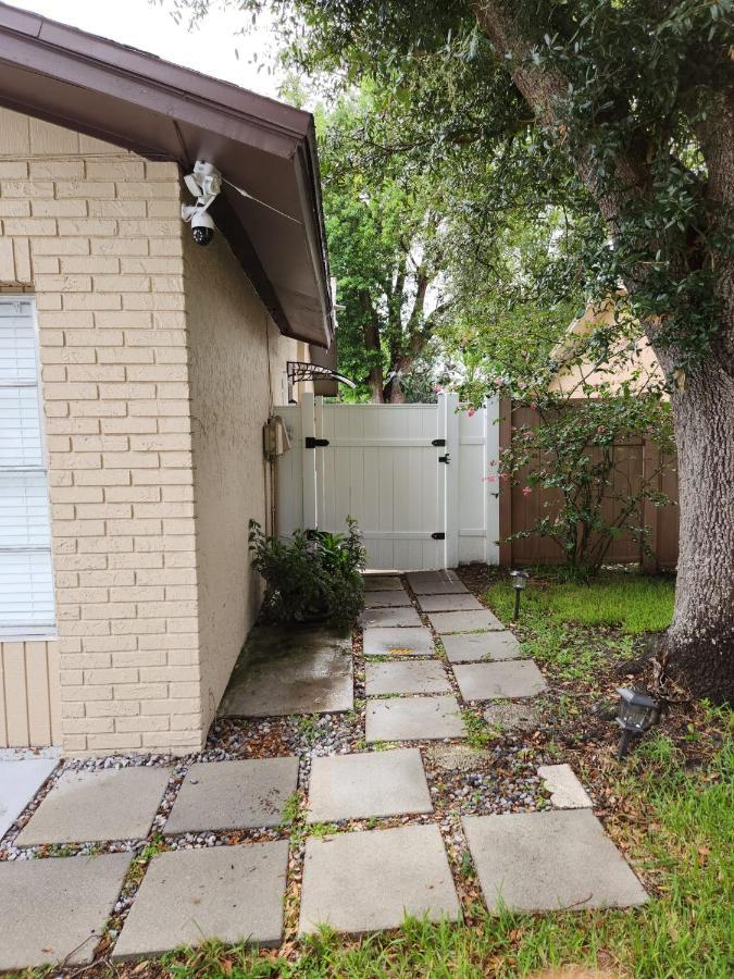 Adorable Mini Suite In Tampa Exterior foto